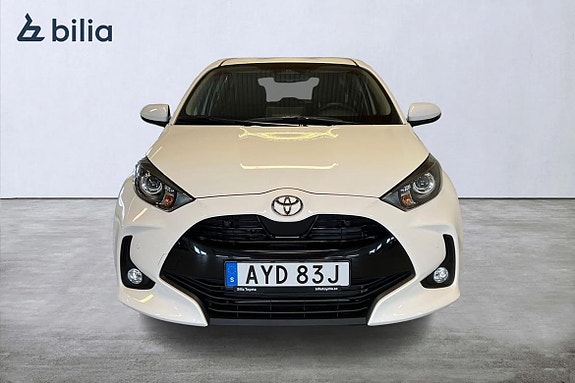 Toyota Yaris 6 of 21