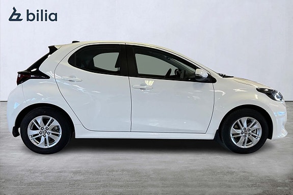 Toyota Yaris 18 of 21
