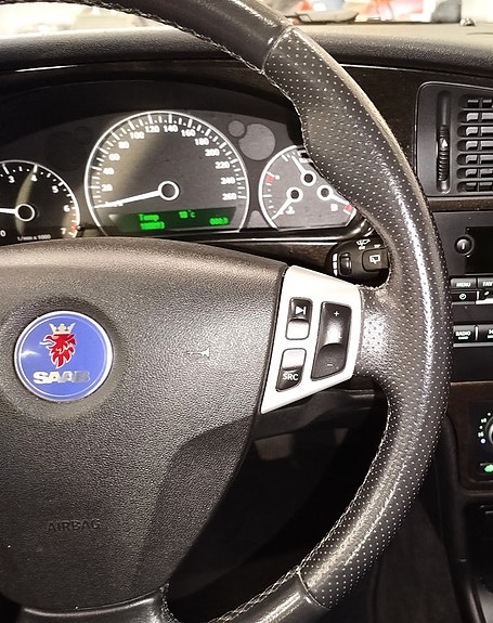 Saab 9-5 16 of 27