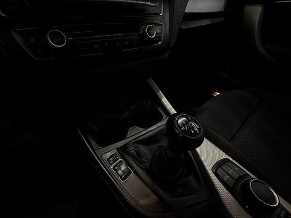 BMW 116i 16 of 22