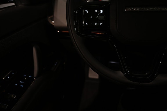 Land Rover Range Rover Sport 19 of 26
