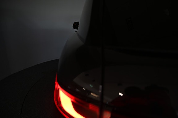 Land Rover Range Rover Sport 26 of 26