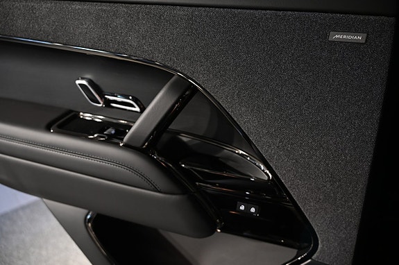 Land Rover Range Rover Sport 16 of 26