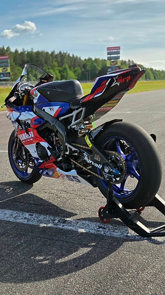 Yamaha R6 Rj27 2 of 8