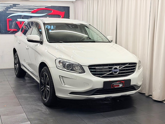 Volvo XC60 5 of 30