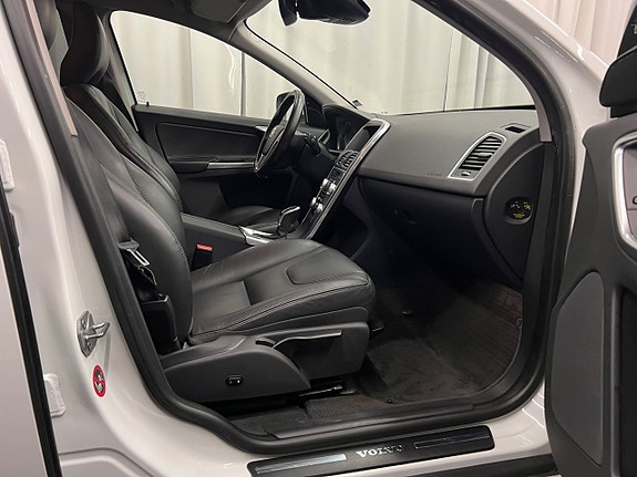 Volvo XC60 22 of 30