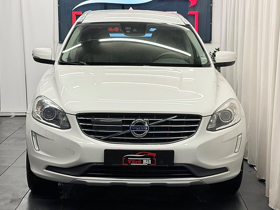 Volvo XC60 6 of 30