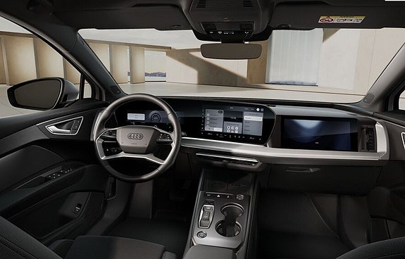 Audi Q4 e-tron 4 of 5