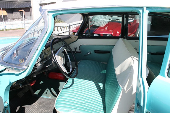 Dodge Custom Royal 14 of 22