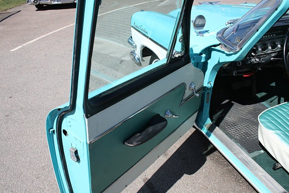 Dodge Custom Royal 12 of 22