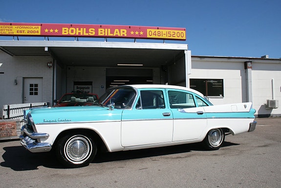 Dodge Custom Royal 4 of 22