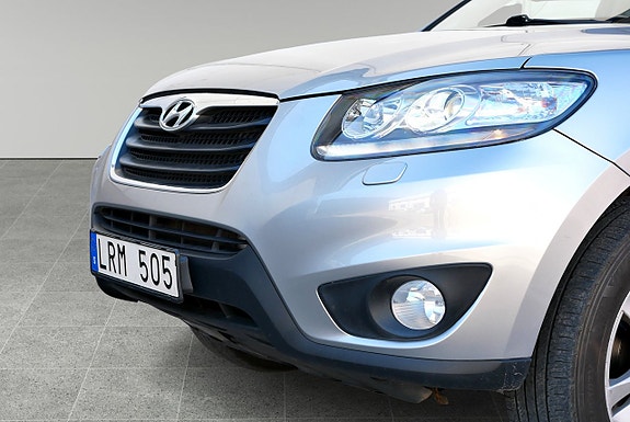 Hyundai Santa Fe 2 of 15