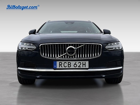 Volvo V90 2 of 5