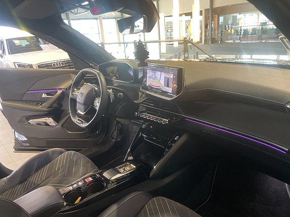 Peugeot 2008 9 of 15