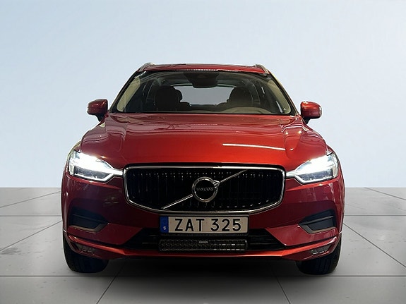 Volvo XC60 2 of 19