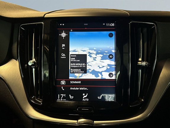 Volvo XC60 11 of 19