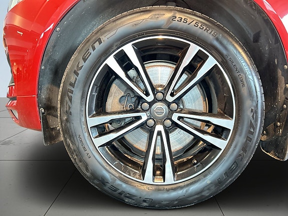 Volvo XC60 14 of 19