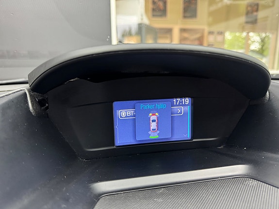 Ford Kuga 18 of 19