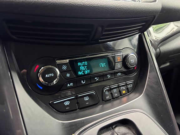 Ford Kuga 19 of 19