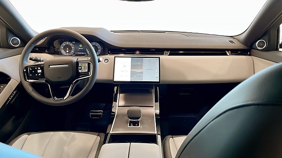 Land Rover Range Rover Evoque 4 of 5
