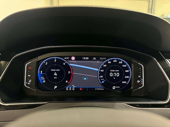 Volkswagen Passat 11 of 17