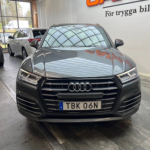 Audi Q5 6 of 14
