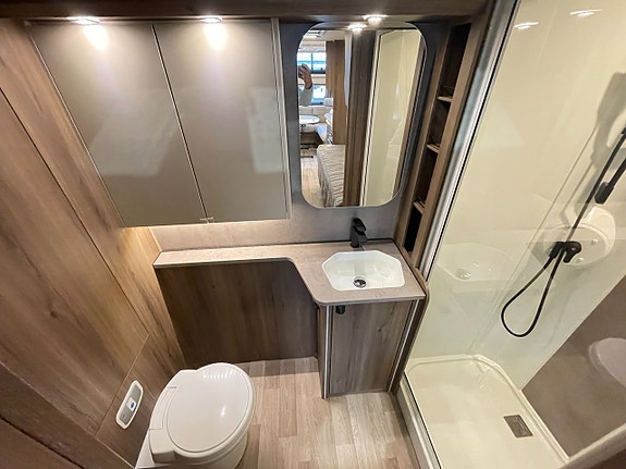Kabe Royal 600 TDL KS /Badrum bak / ALDE / Ugn / Micro / Panorama / 20 of 30