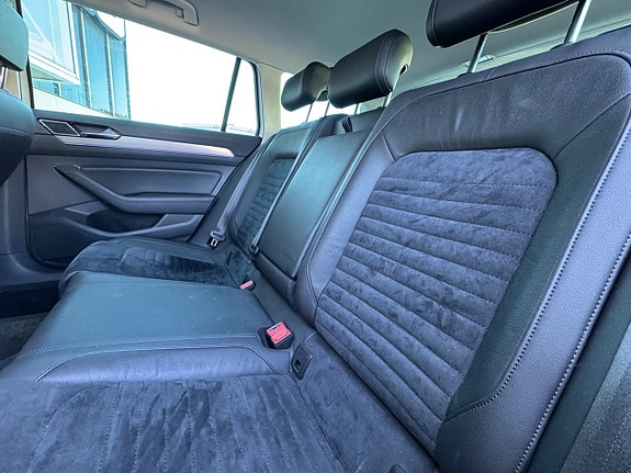 Volkswagen Passat 15 of 15
