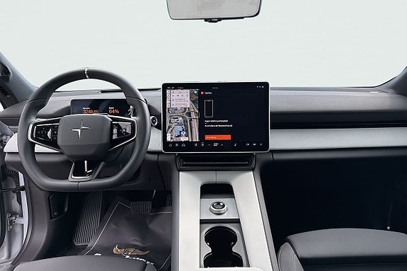 Polestar 4 12 of 19