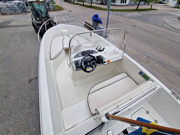 Ryds 568 GT-05 Evinrude 75 DPL E-Tec-05 4 of 6