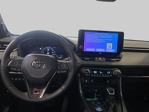 Toyota RAV4 11 of 18