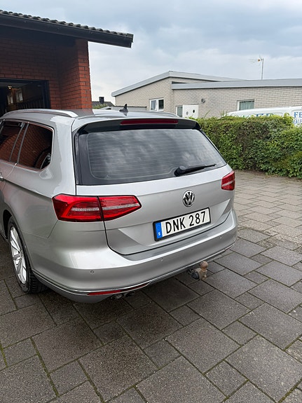 Volkswagen Passat 3 of 5