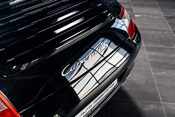 Porsche 911 11 of 30