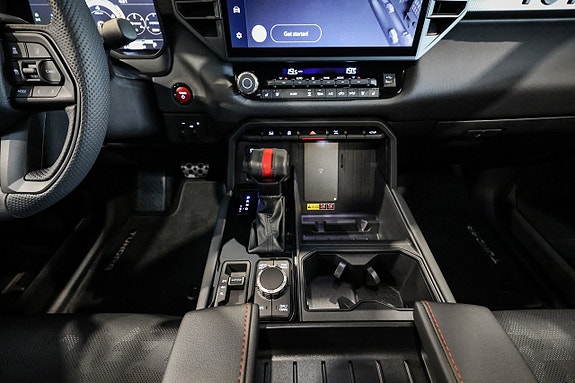 Toyota Tundra 25 of 30