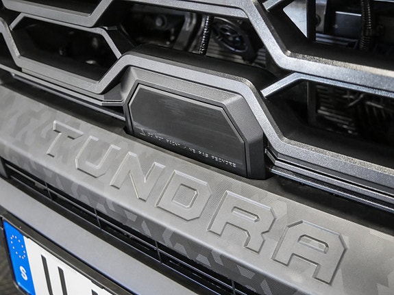 Toyota Tundra 15 of 30