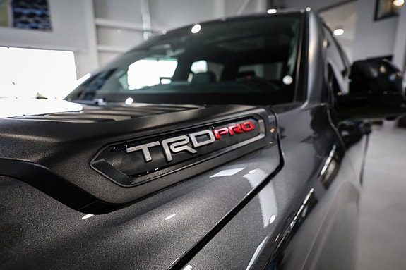 Toyota Tundra 13 of 30