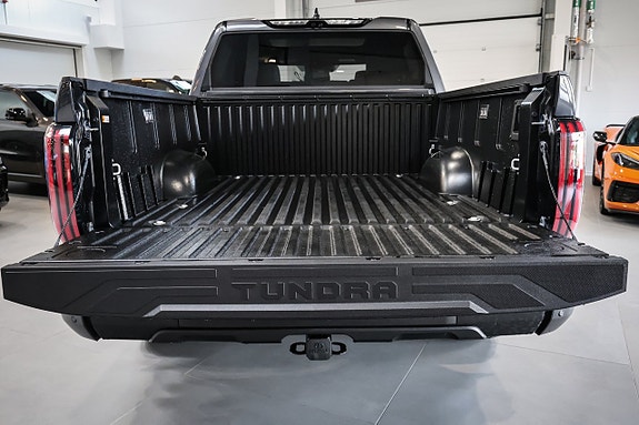 Toyota Tundra 9 of 30