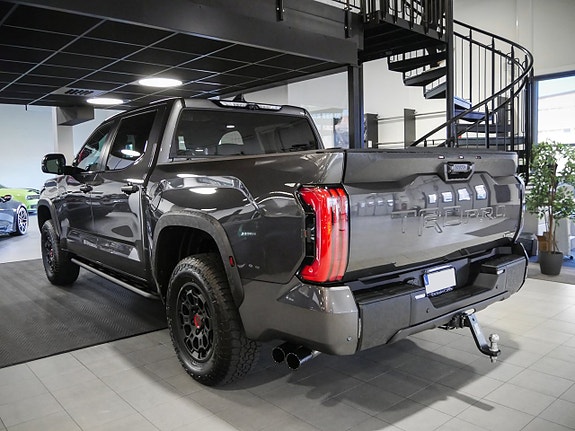 Toyota Tundra 6 of 30