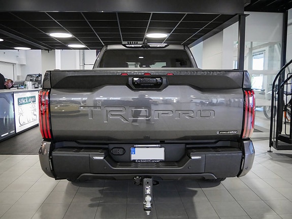 Toyota Tundra 7 of 30
