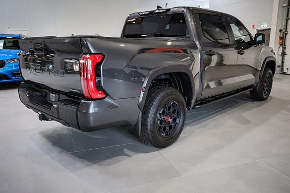 Toyota Tundra 2 of 30