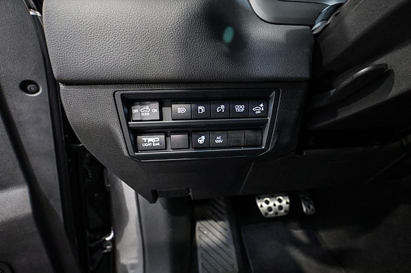 Toyota Tundra 30 of 30