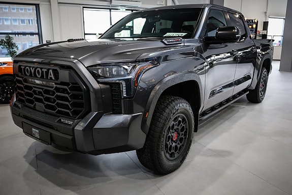 Toyota Tundra 6 of 30