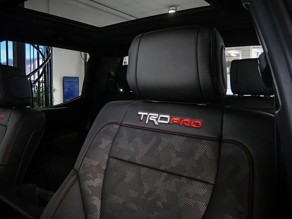 Toyota Tundra 21 of 30