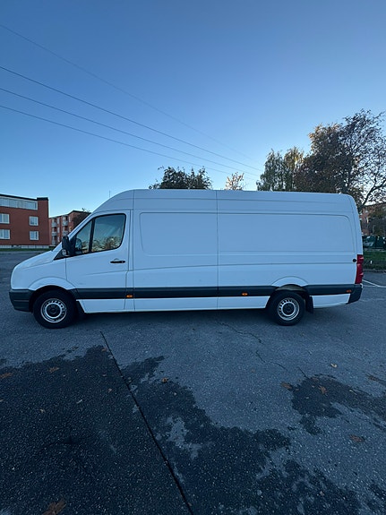 Volkswagen Crafter 35 2 of 10