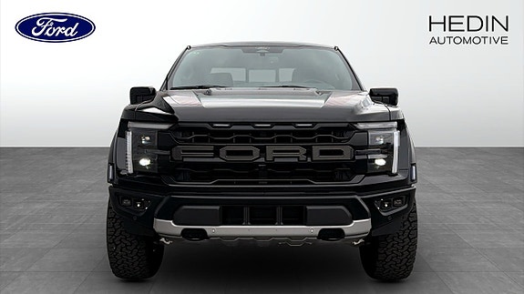 Ford F-150 8 of 12