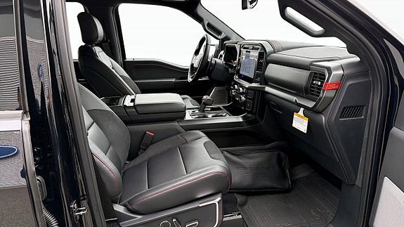 Ford F-150 3 of 5