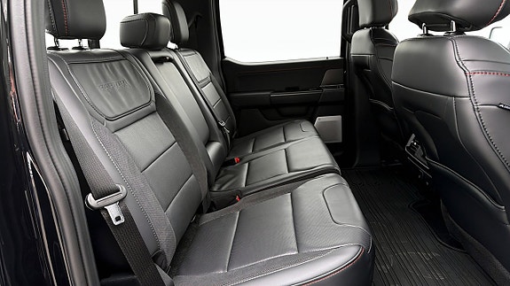 Ford F-150 5 of 5