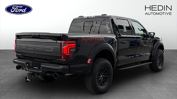 Ford F-150 2 of 5