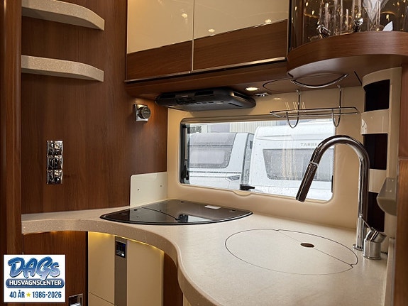 Carthago CHIC E-LINE I 51 QB LINER 16 of 21