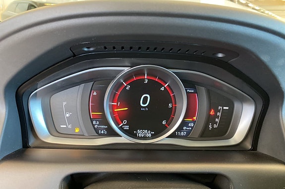 Volvo XC60 19 of 30